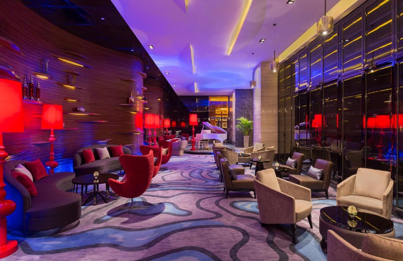Wanda Realm Wuhan Exterior foto